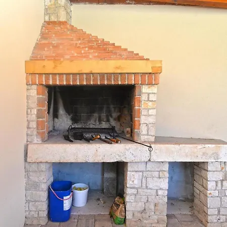 Mit Privatpool Fuer 8 Personen Ca 180 Qm In Liznjan, Istrien Suedkueste Von Istrien * Ližnjan